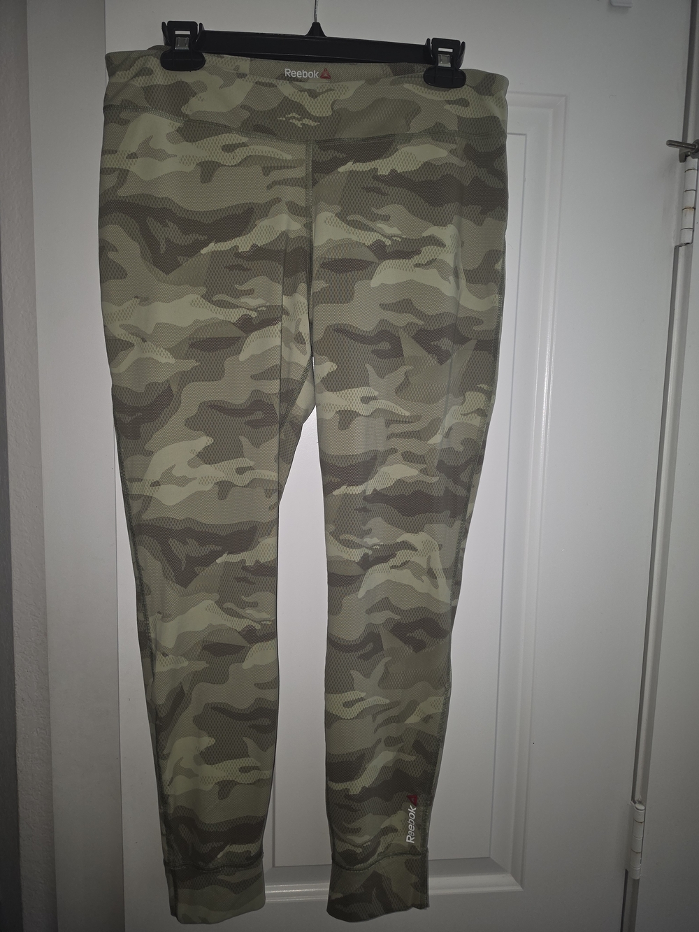 Reebok Womens' Green Vintage Camo Leggings Size L